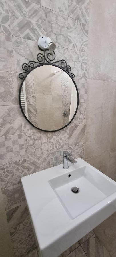 Farolfi Apartments Galliera Болоня Екстериор снимка