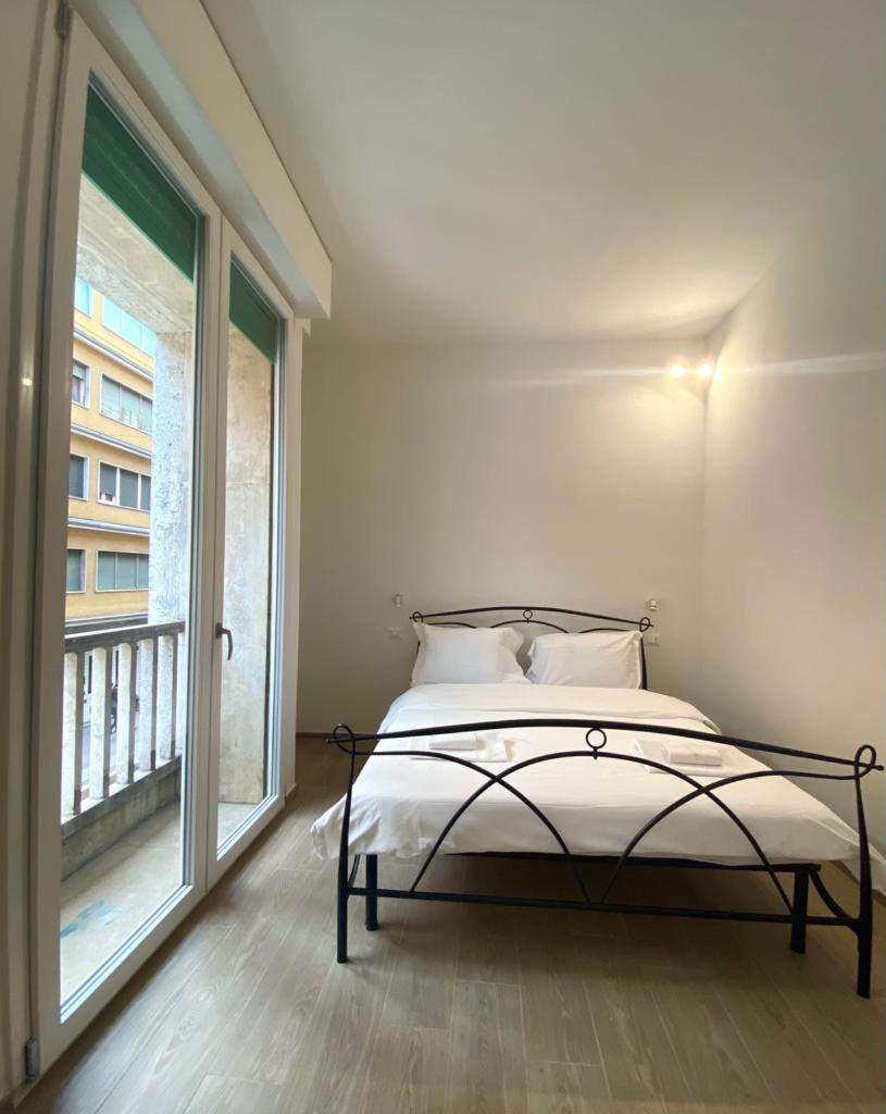 Farolfi Apartments Galliera Болоня Екстериор снимка