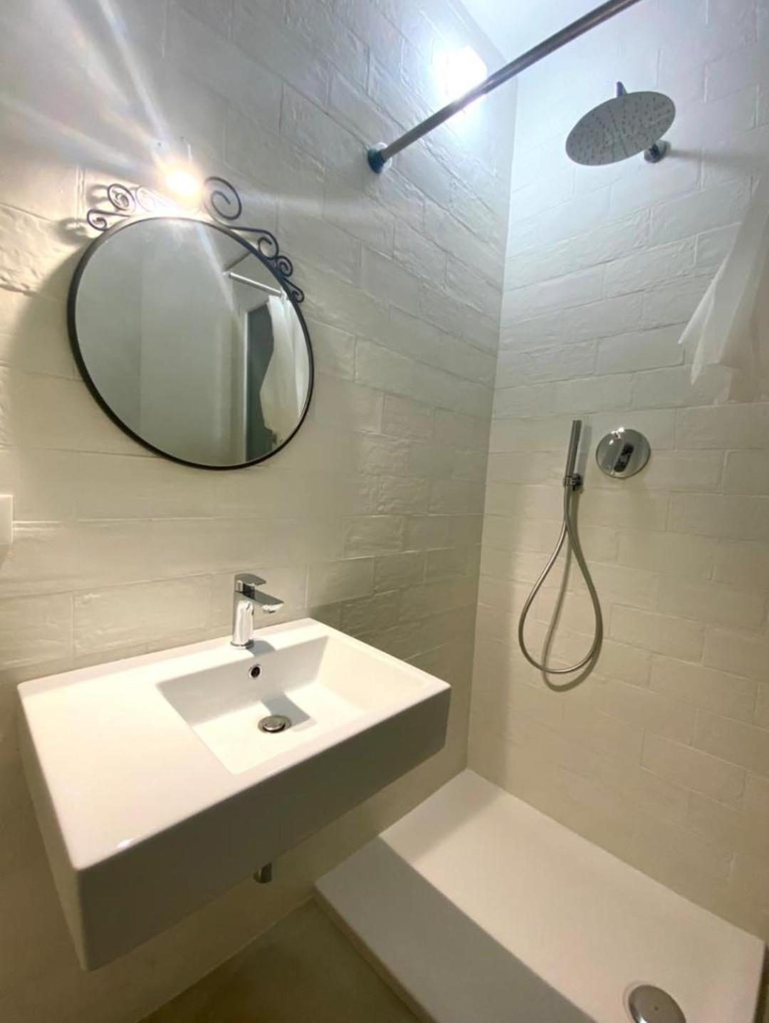 Farolfi Apartments Galliera Болоня Стая снимка